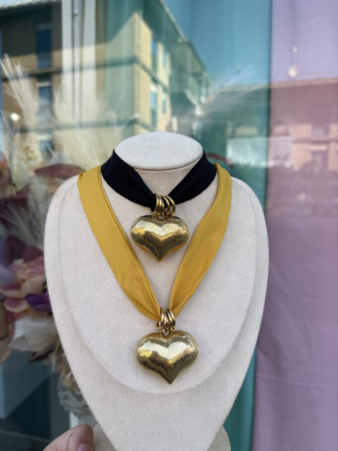 Choker satin